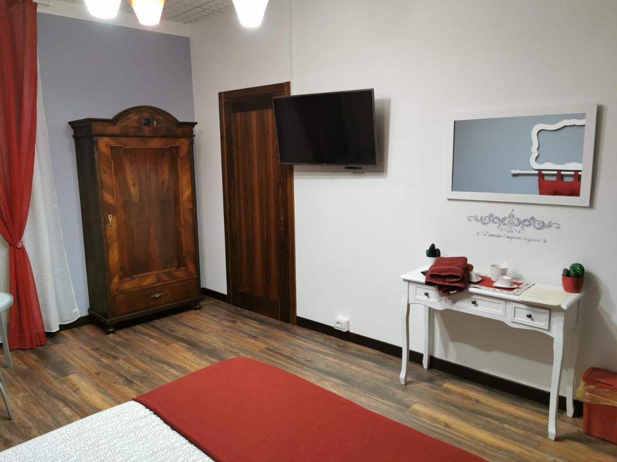B&B Empire 1970 Trieste Luaran gambar